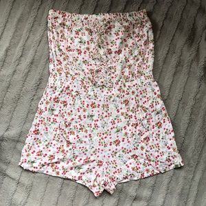 Strapless Floral Romper 🌺🌸🌻